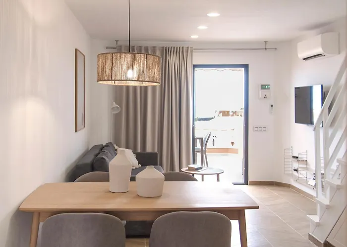 Appartamento Playa Vistas 2 With Breathtaking Sea View, Only 100 M To The Sea, Heated Pool, Aircondition For A Fee, Wifi *