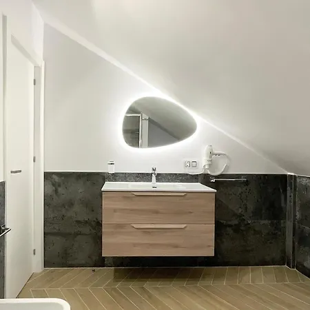 Playa Vistas 2 With Breathtaking Sea View, Only 100 M To The Sea, Heated Pool, Aircondition For A Fee, Wifi Apartmán Playa de las Americas (Tenerife)