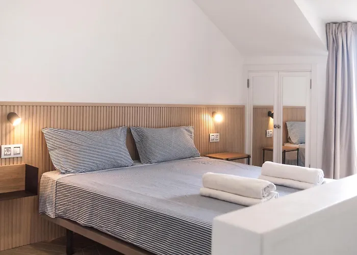 Διαμέρισμα Playa Vistas 2 With Breathtaking Sea View, Only 100 M To The Sea, Heated Pool, Aircondition For A Fee, Wifi