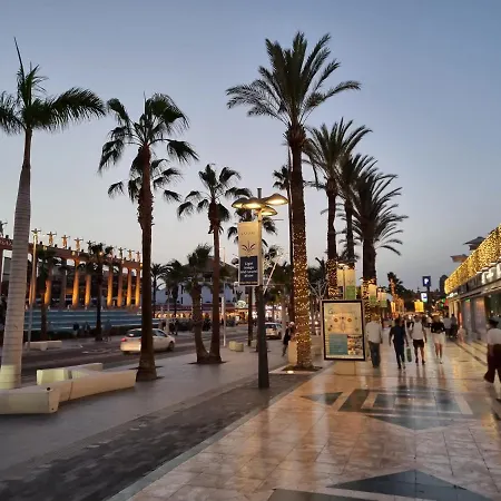 Playa Vistas 2 With Breathtaking Sea View, Only 100 M To The Sea, Heated Pool, Aircondition For A Fee, Wifi 아파트 플라야데라스아메리카스